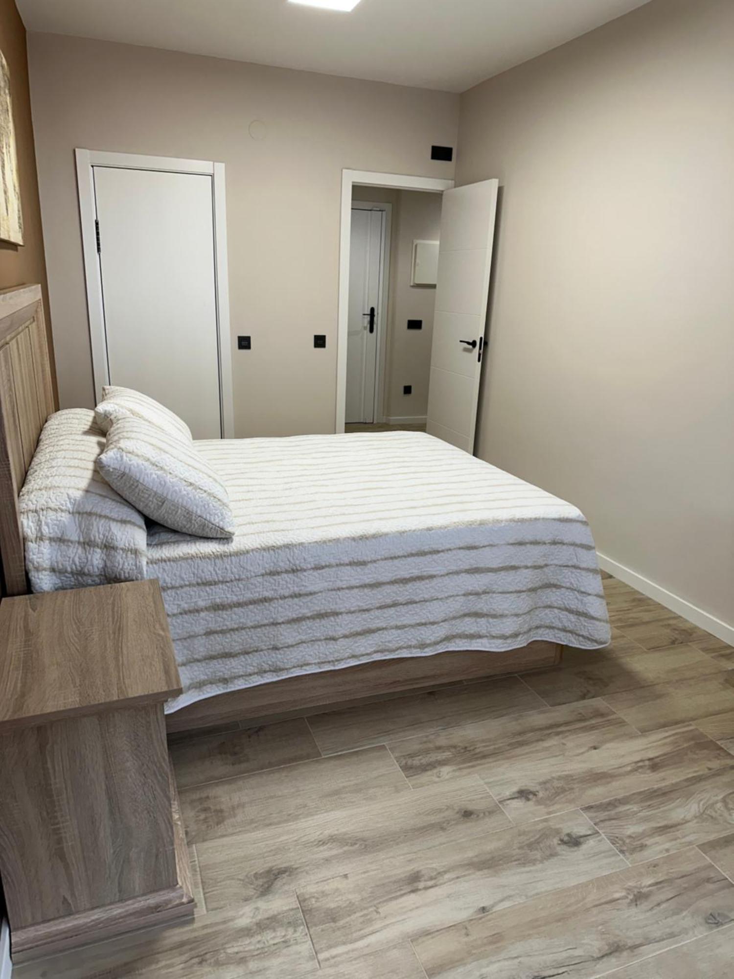 Apartamento Puente Romano Ourense Buitenkant foto